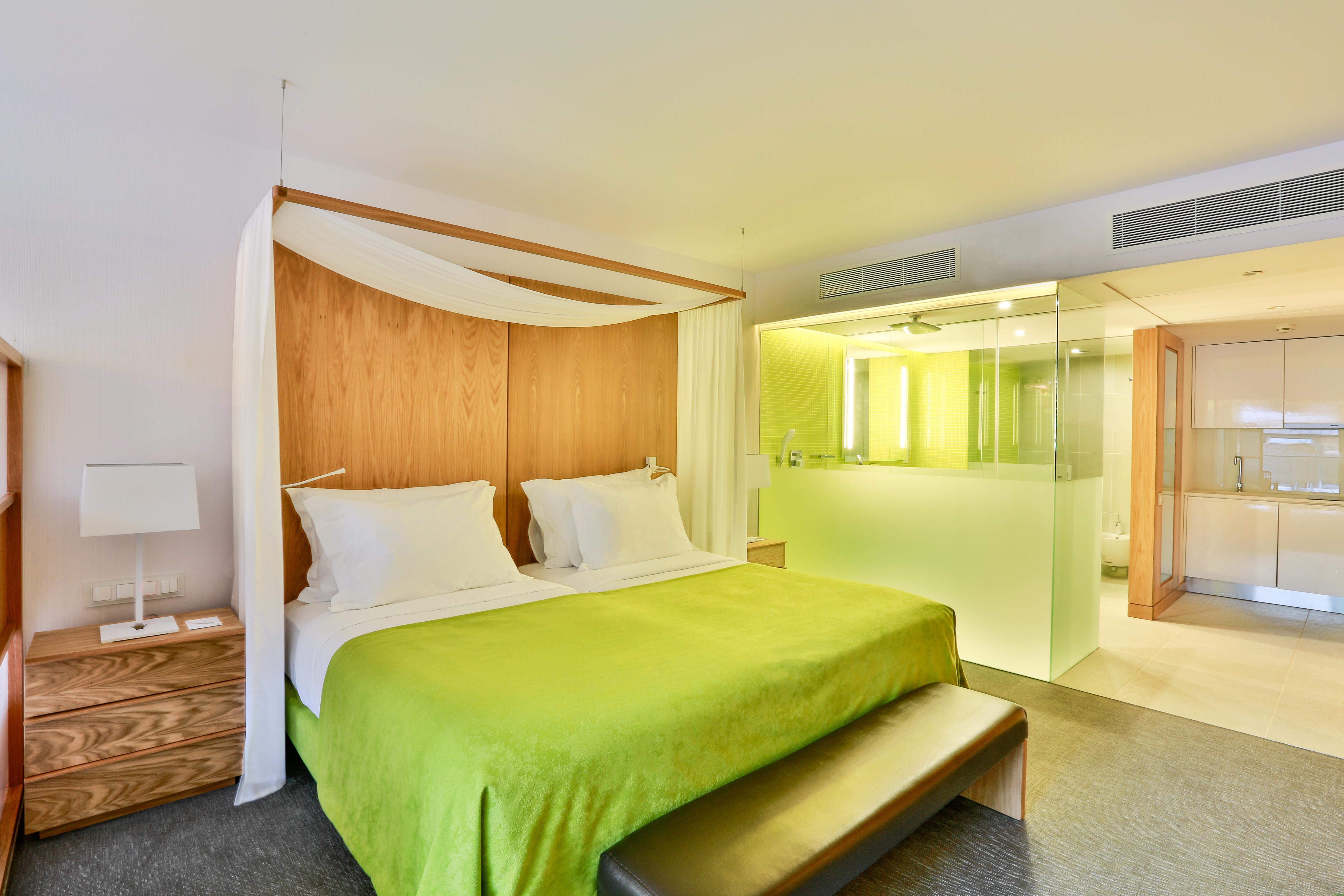 Epic Sana Algarve Hotel Albufeira Exterior photo A room at the hotel